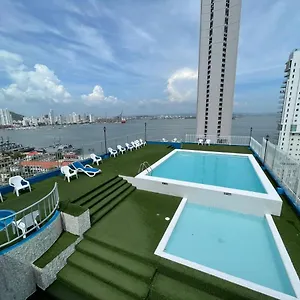 Apartamento En Edificio Portofino Remodelados Icdi, Cartagena
